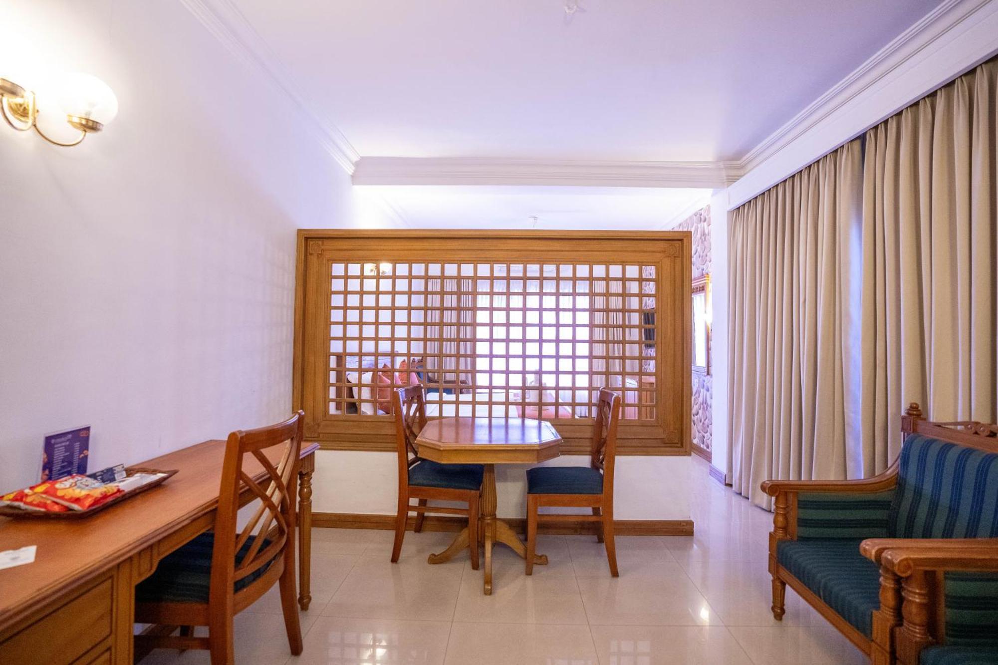 Casino Hotels Ltd Thrissur Kültér fotó